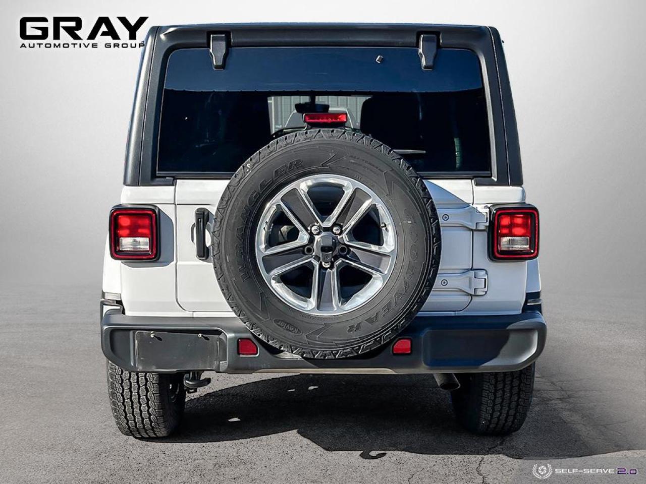 2021 Jeep Wrangler Unlimited Sahara 4X4 Photo3