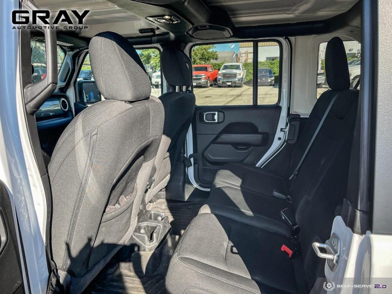 2021 Jeep Wrangler Unlimited Sahara 4X4 - Photo #14