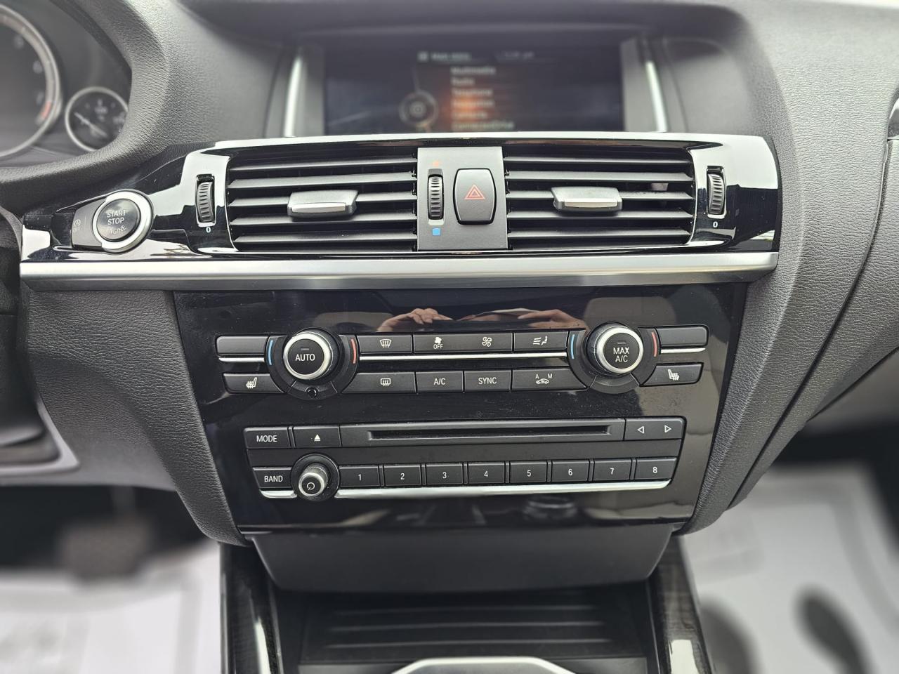 2016 BMW X3 AWD 4DR XDRIVE28i - Photo #18