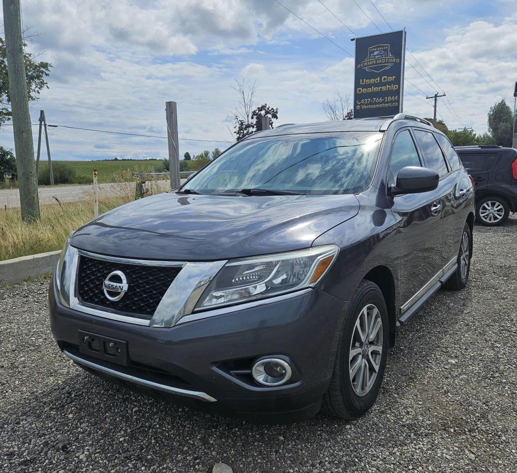 Used 2014 Nissan Pathfinder  for sale in Hillsburgh, ON