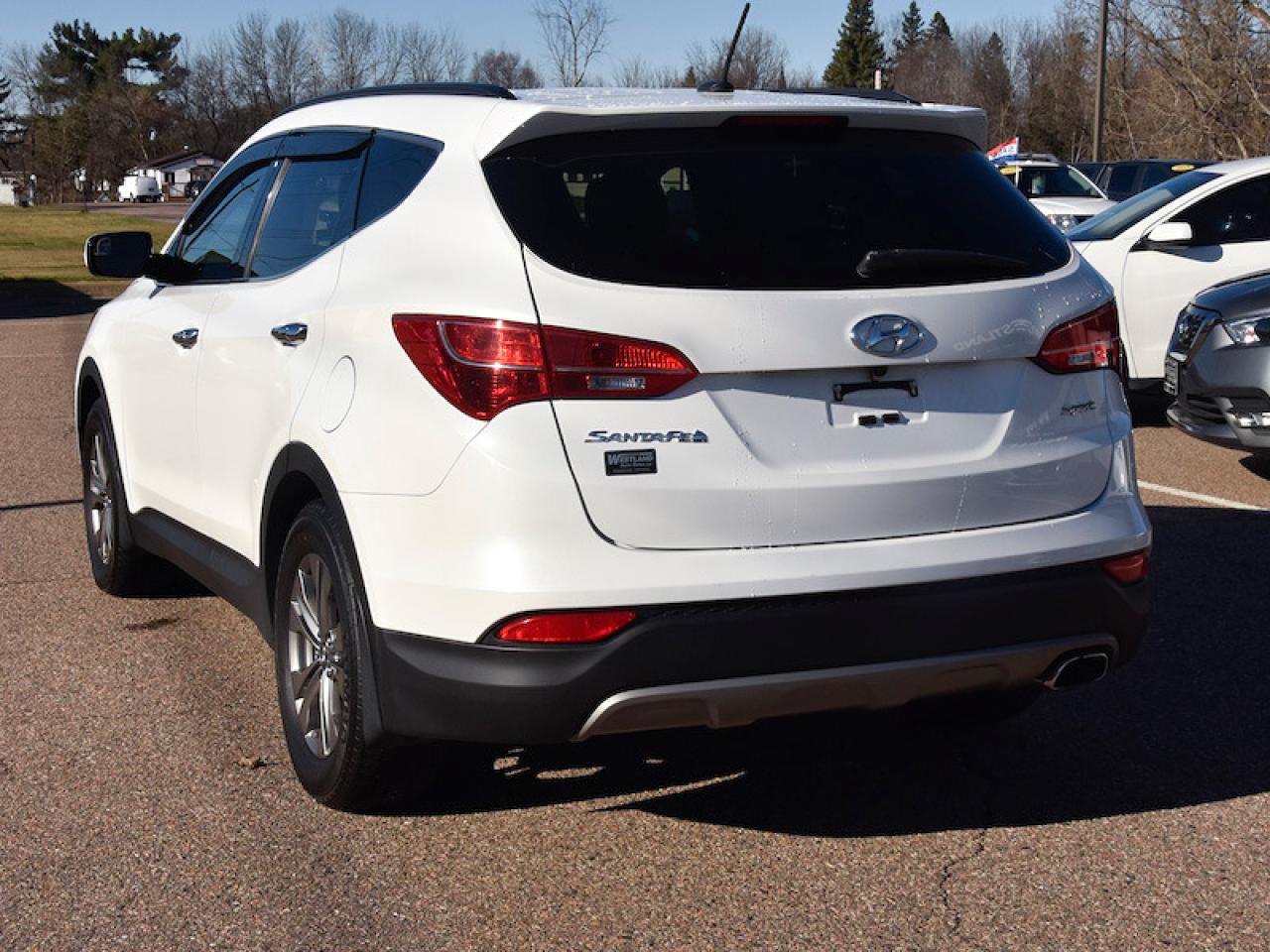 2015 Hyundai Santa Fe Sport  - Photo #4