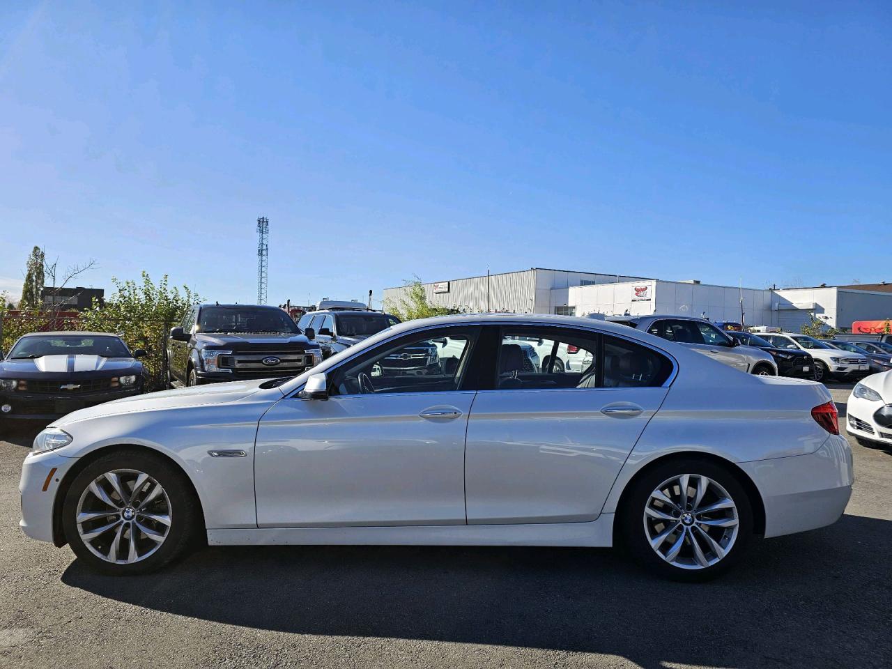 2016 BMW 5 Series 4dr Sdn 528i xDrive AWD - Photo #4