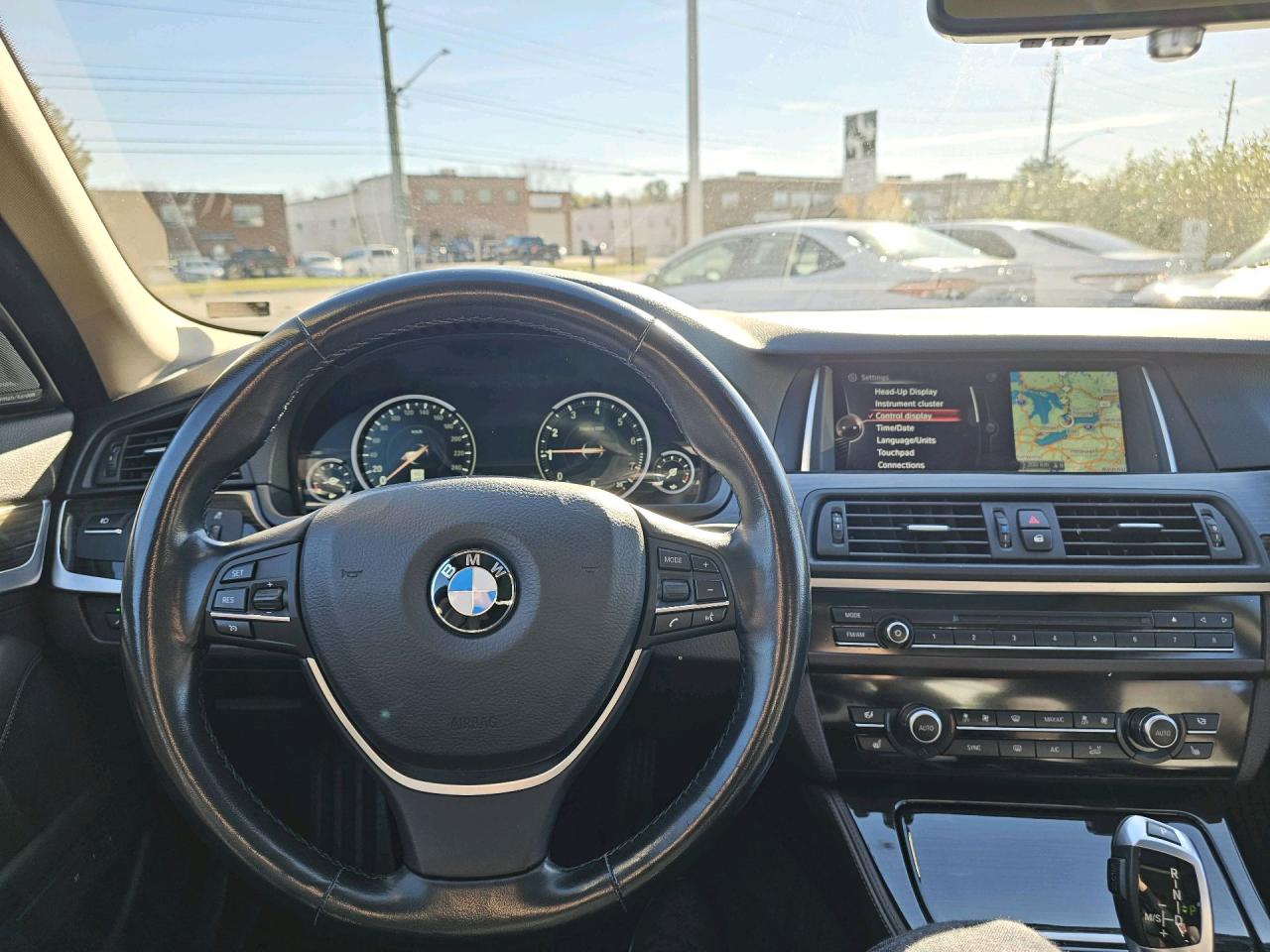 2016 BMW 5 Series 4dr Sdn 528i xDrive AWD - Photo #9