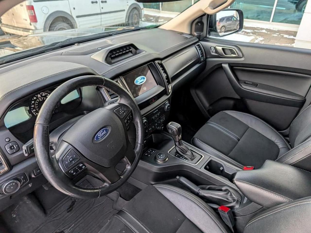 2022 Ford Ranger LARIAT Photo5