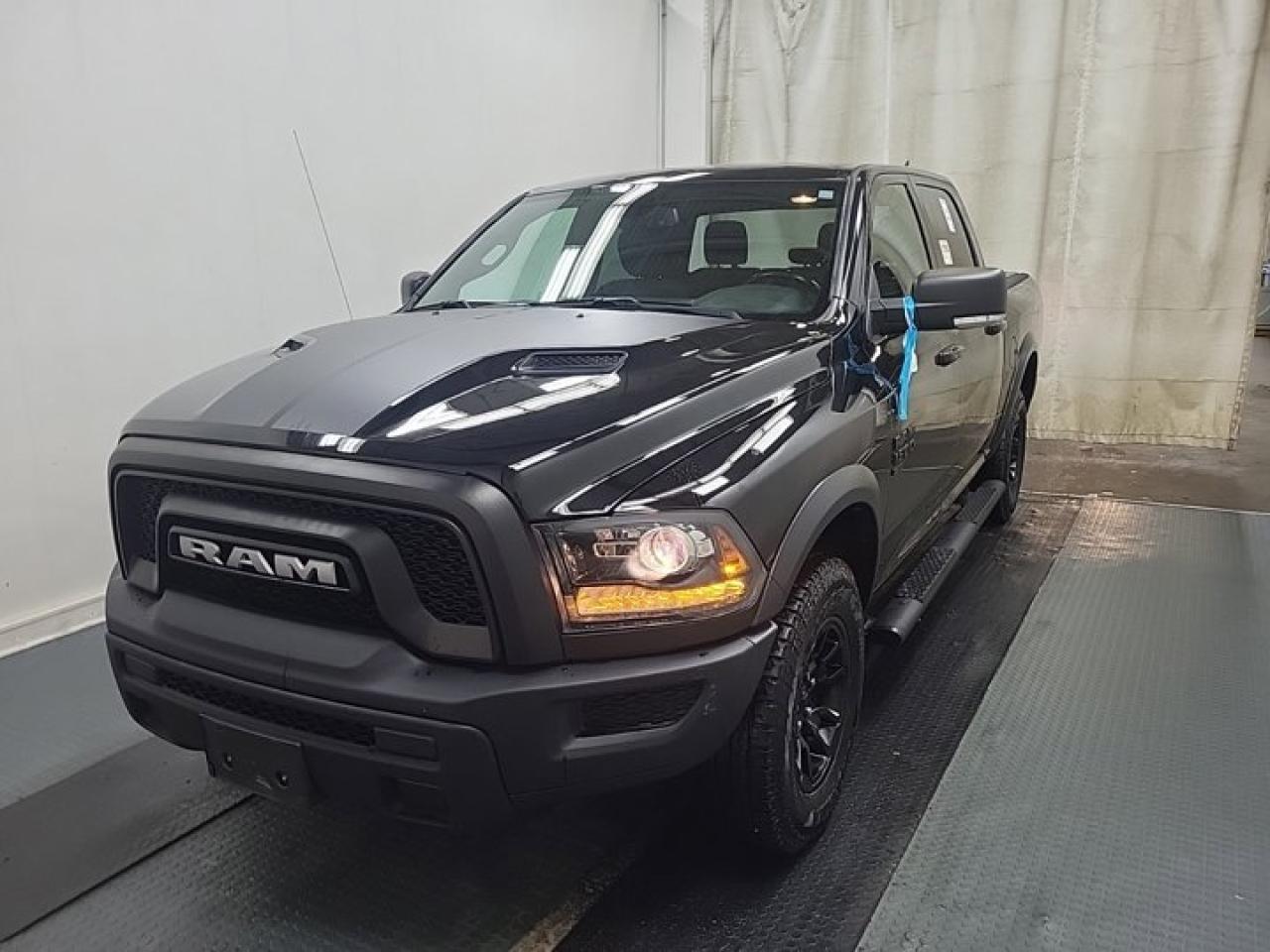 Used 2021 RAM 1500 Classic Warlock Crew 4X4 - Bucket Seats | Navigation | Remote Start | Power Seat | Carplay + Android Auto for sale in Guelph, ON