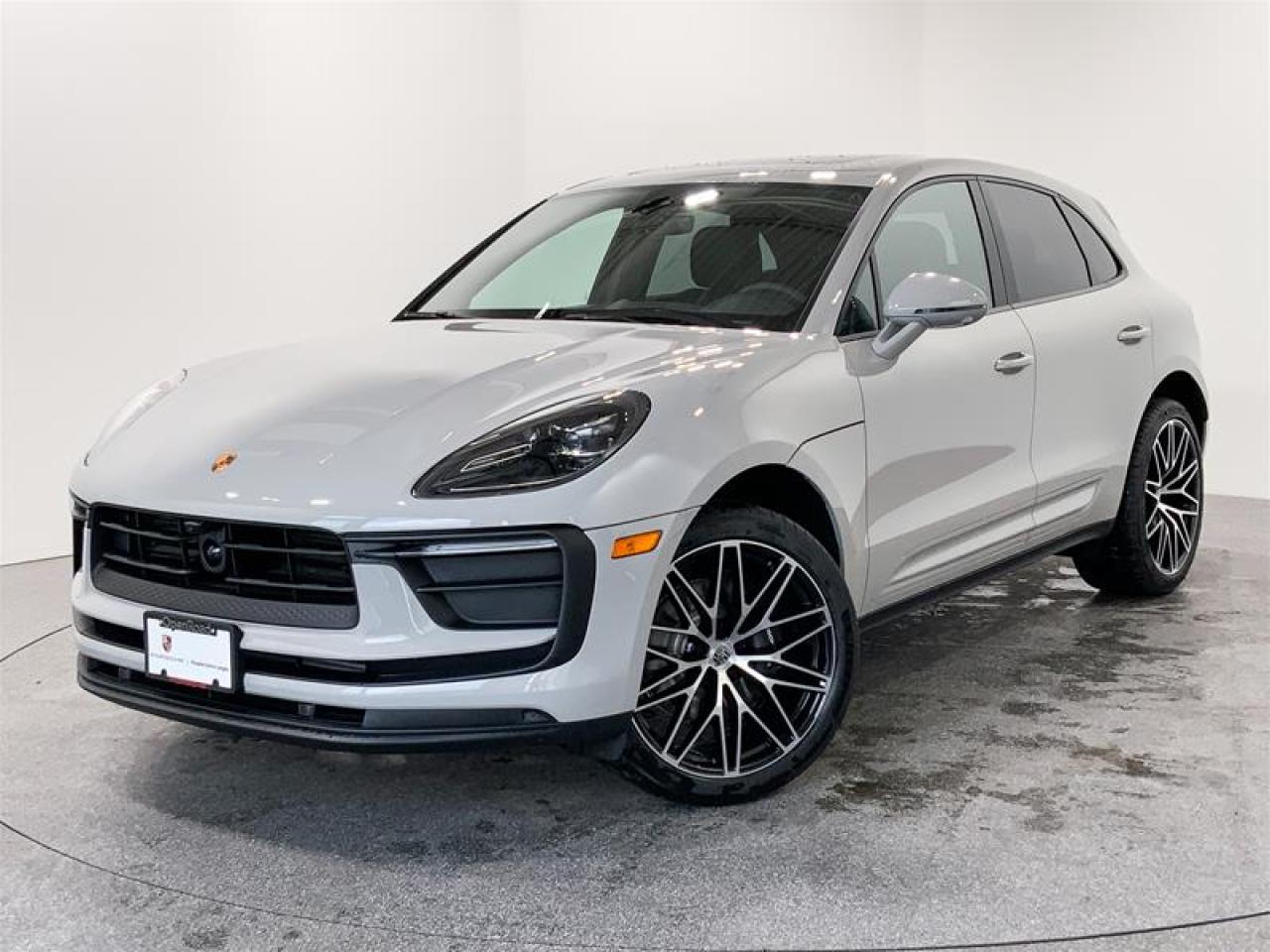 New 2025 Porsche Macan AWD for sale in Langley City, BC