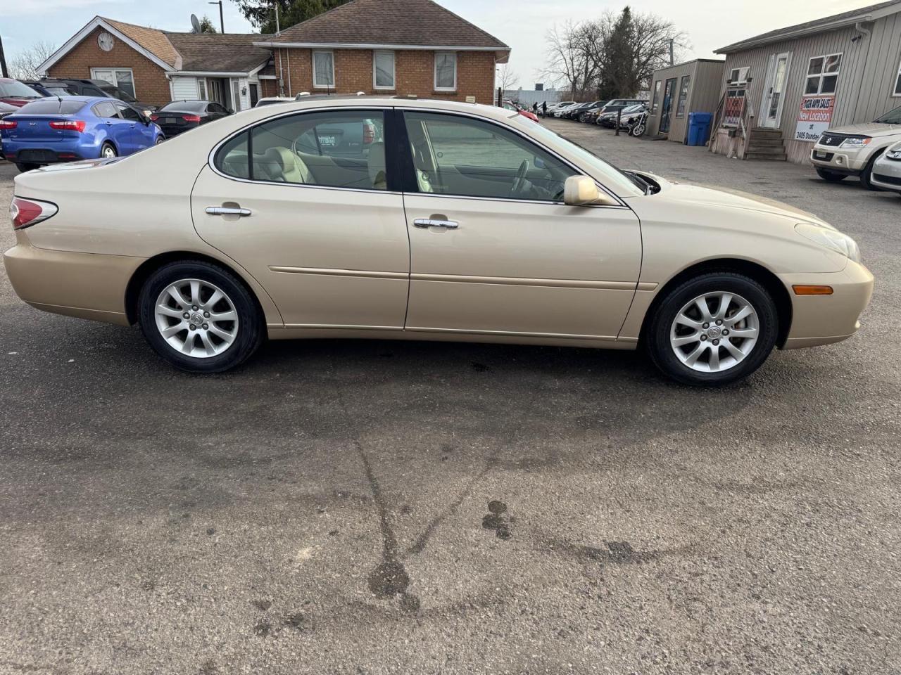 2003 Lexus ES 300 LOADED, LEATHER, ONLY 72,000KMS, CERTIFIED - Photo #6