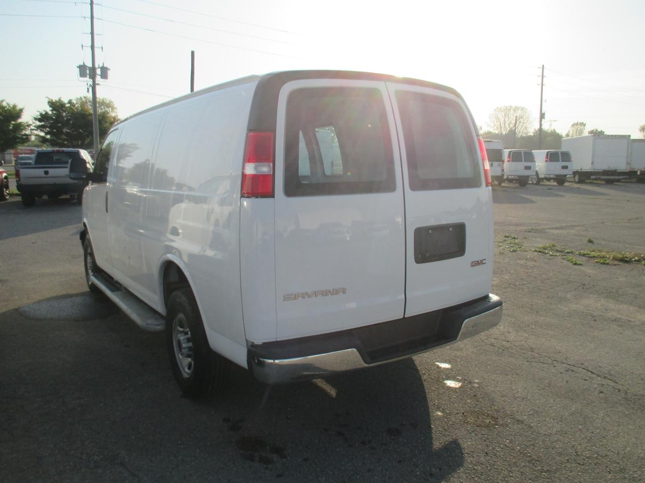 2022 GMC Savana 2500 2500.135 " w/base - Photo #6
