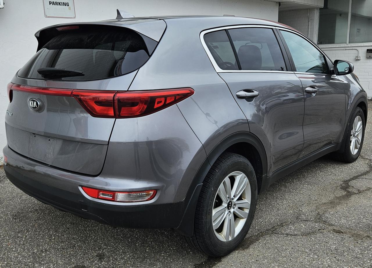 2017 Kia Sportage LX - Photo #5