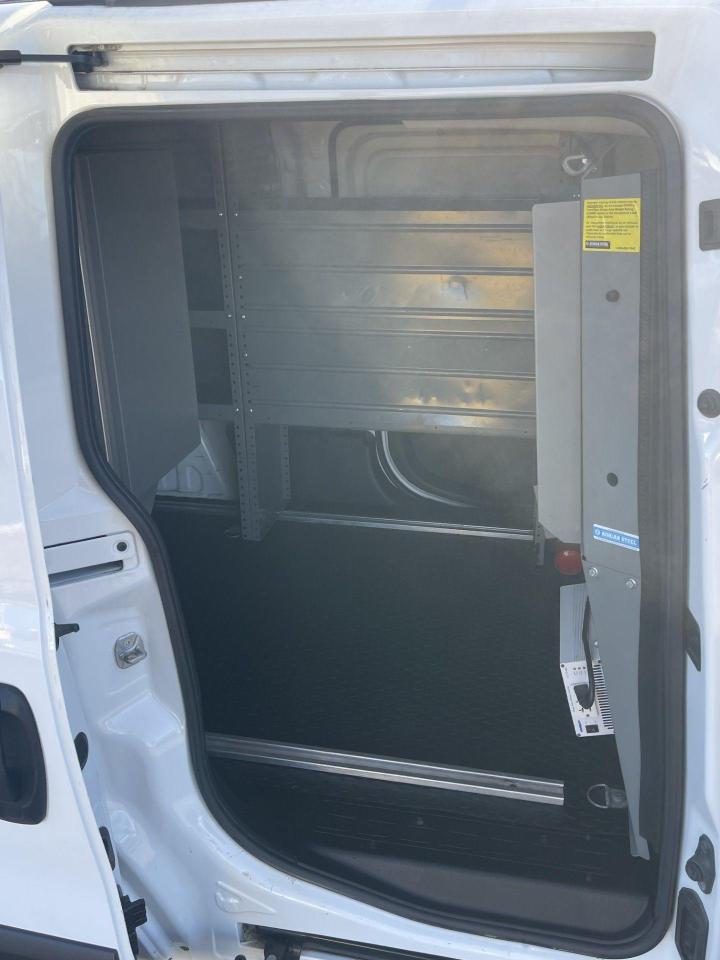 2016 RAM ProMaster NO WINDOWS ALL AROUND - Photo #8