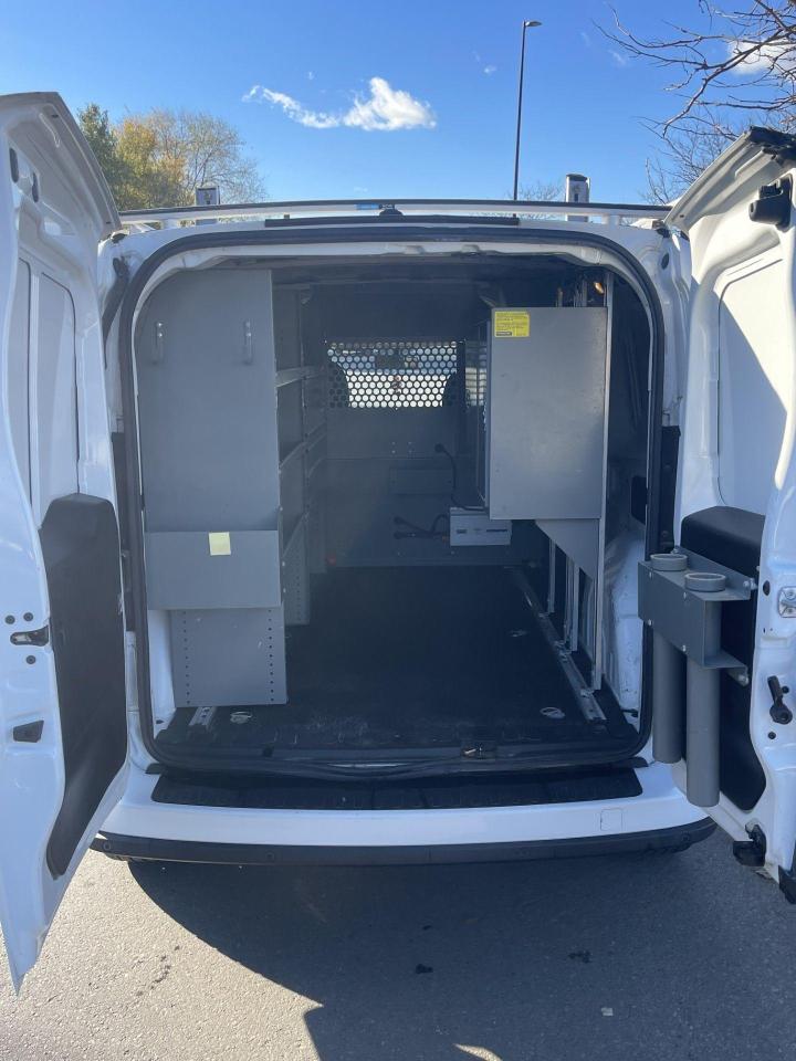 2016 RAM ProMaster NO WINDOWS ALL AROUND - Photo #9