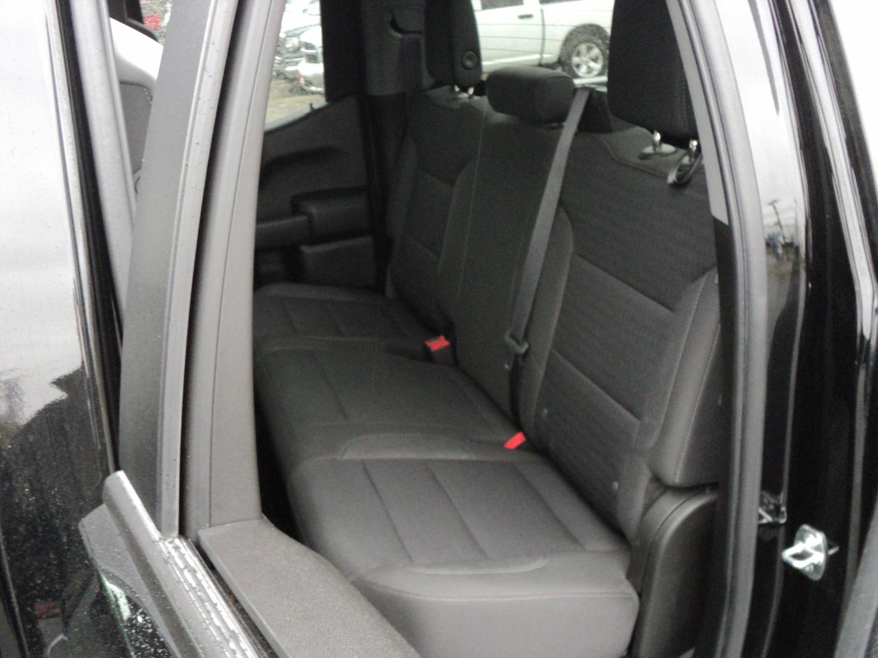 2022 Chevrolet Silverado 1500 Custom DoubleCab 4x4 2.7L4cyl 6'7"Box BackUpCam - Photo #16