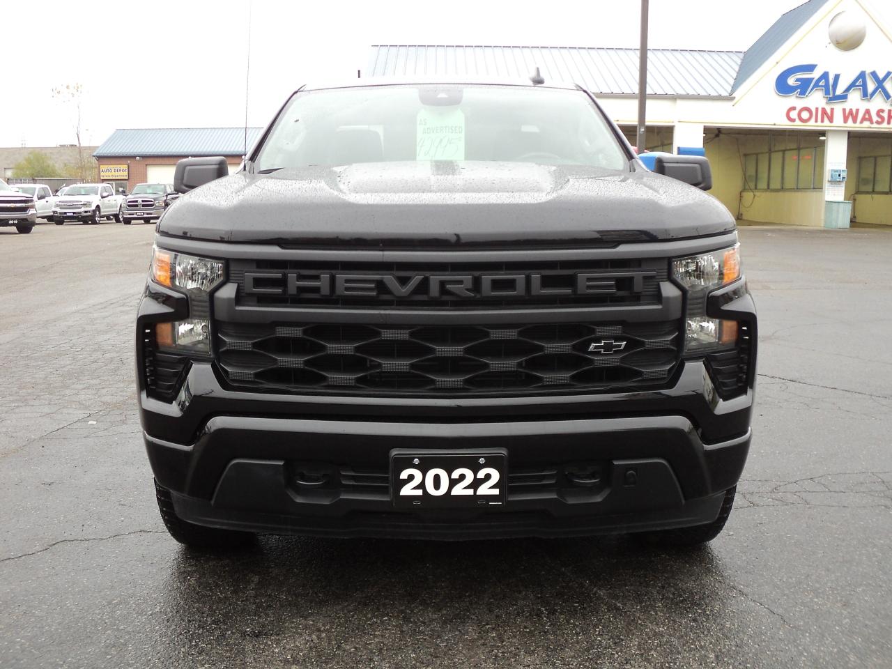 2022 Chevrolet Silverado 1500 Custom DoubleCab 4x4 2.7L4cyl 6'7"Box BackUpCam - Photo #3