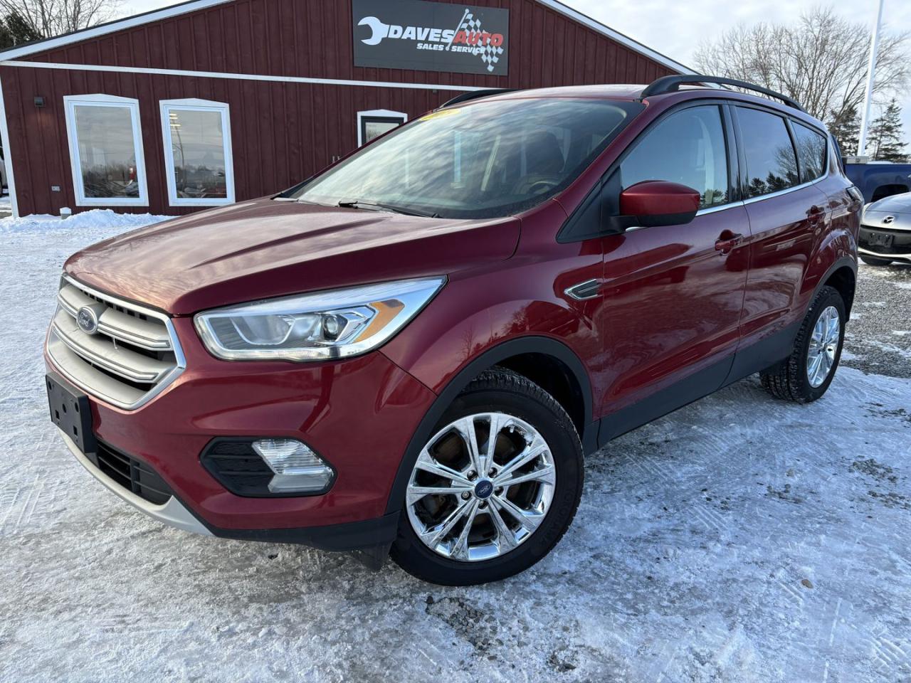 Used 2018 Ford Escape SEL 4WD No accidents! Clean and Tidy! for sale in Dunnville, ON