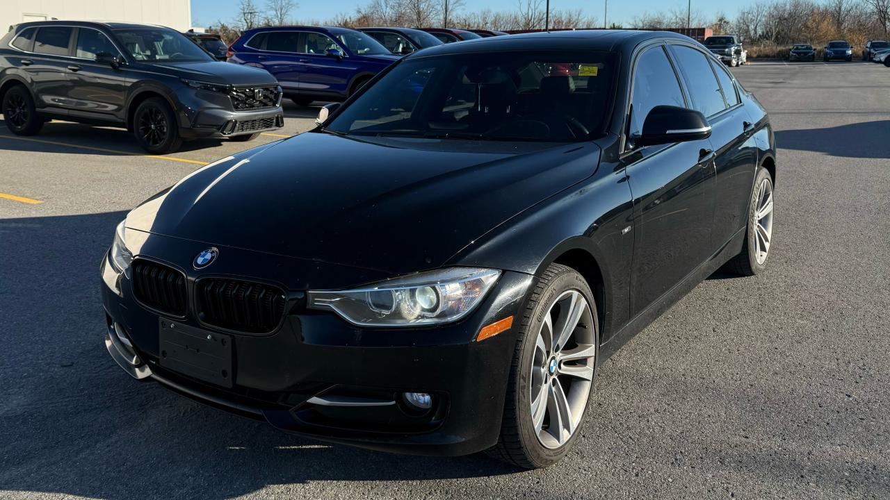 Used 2013 BMW 3 Series 328i xDrive for sale in Ottawa, ON