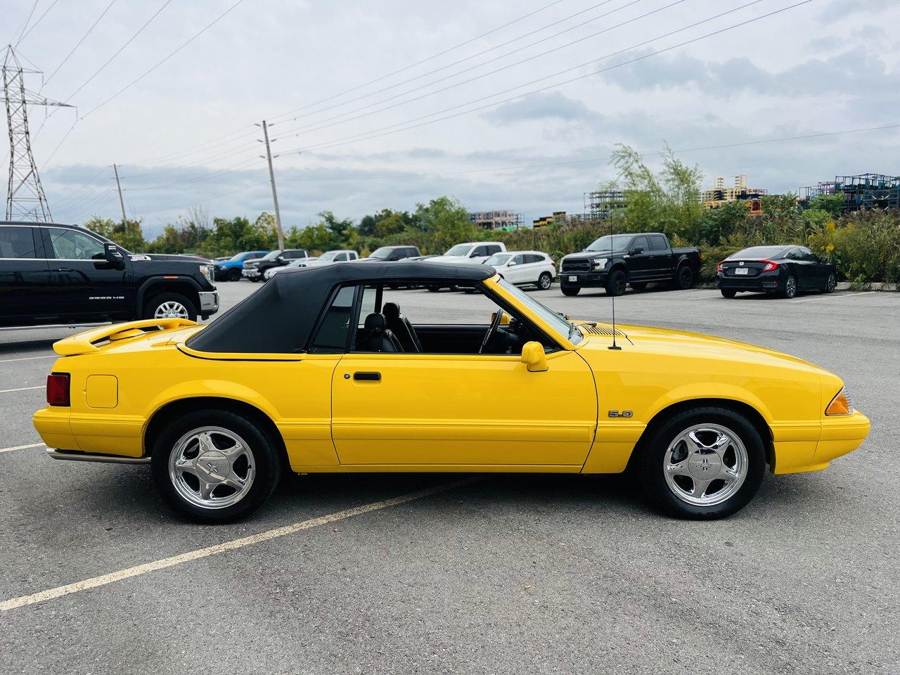 1993 Ford Mustang LX **ALL ORIGINAL FROM FACTORY** - Photo #4