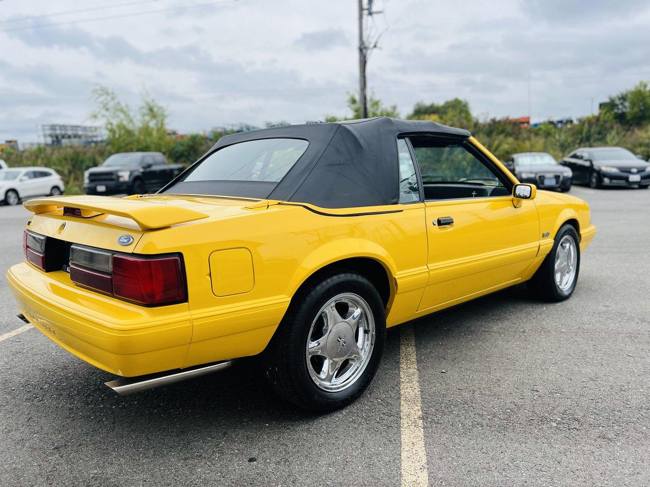 1993 Ford Mustang LX **ALL ORIGINAL FROM FACTORY** - Photo #5