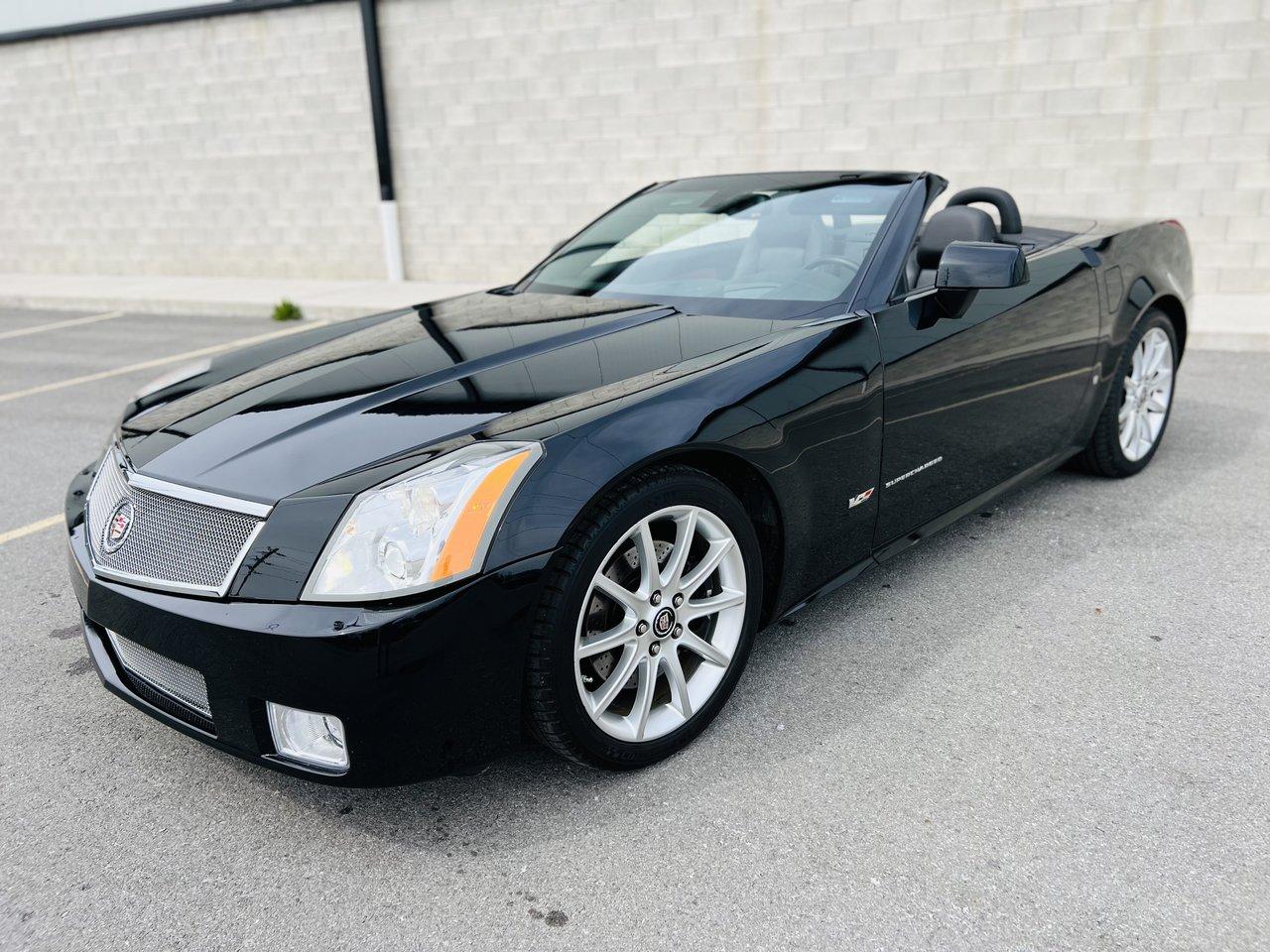 2006 Cadillac XLR-V V **443 HP / 414 LB-FT** - Photo #4