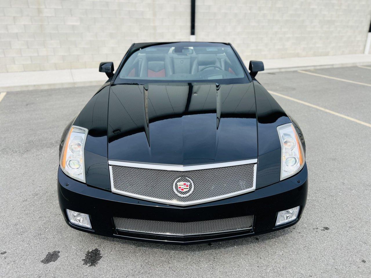 2006 Cadillac XLR-V V **443 HP / 414 LB-FT** - Photo #2