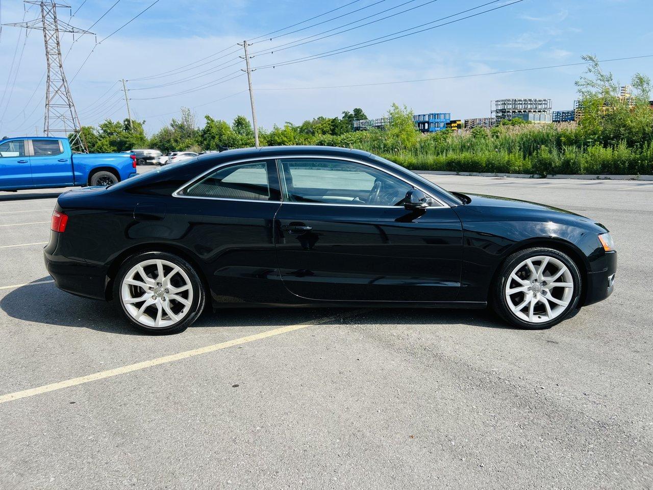 2010 Audi A5 2.0L Premium **QUATTRO AWD**LOW KM'S** - Photo #4