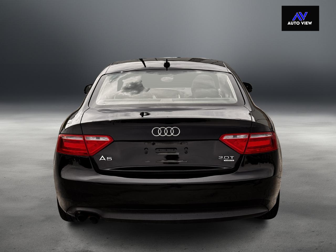 2010 Audi A5 2.0L Premium **QUATTRO AWD**LOW KM'S** - Photo #6