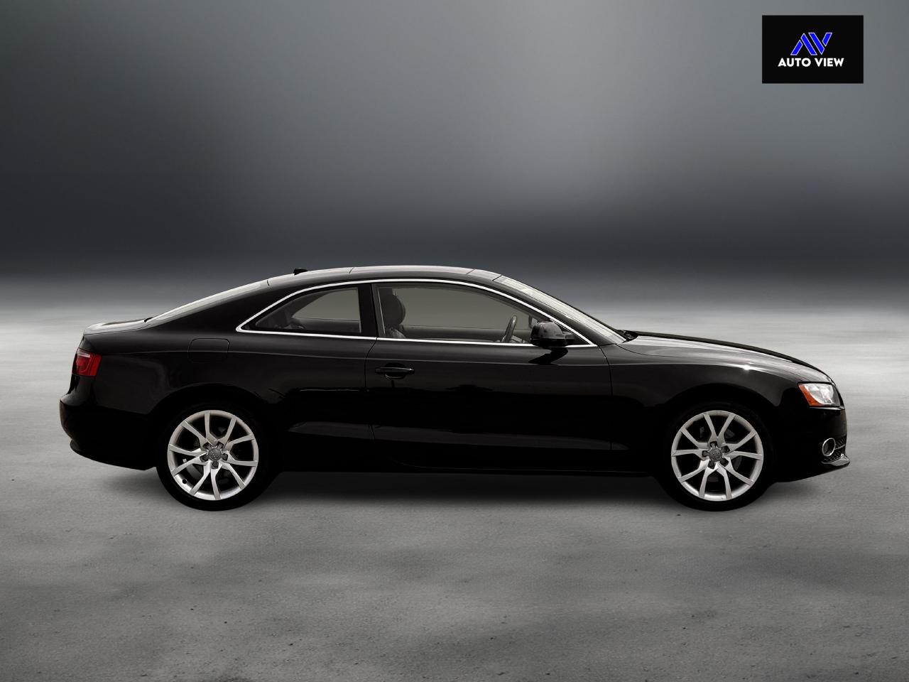 2010 Audi A5 2.0L Premium **QUATTRO AWD**LOW KM'S** Photo3