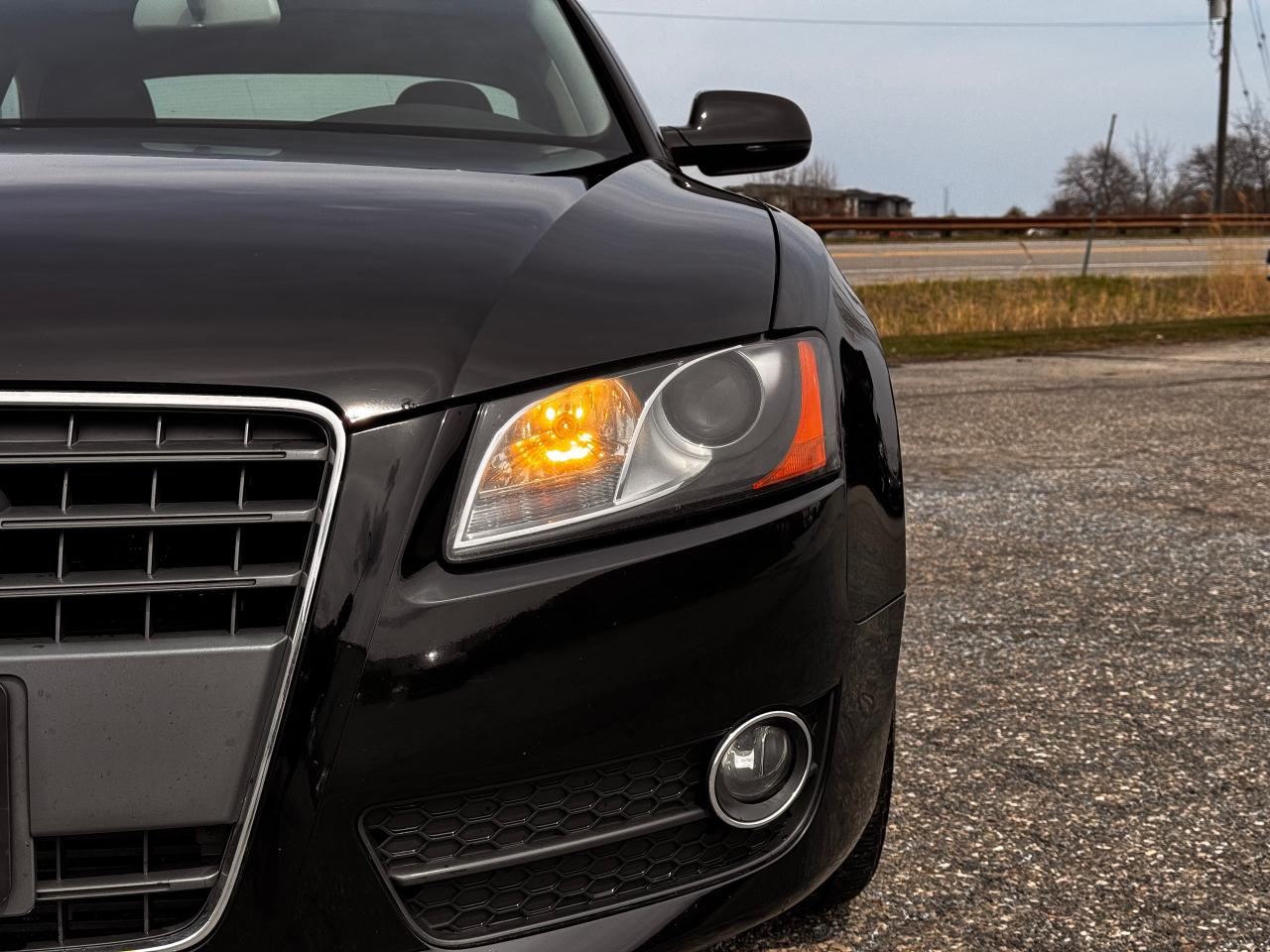 2010 Audi A5 2.0L Premium **QUATTRO AWD**LOW KM'S** - Photo #11