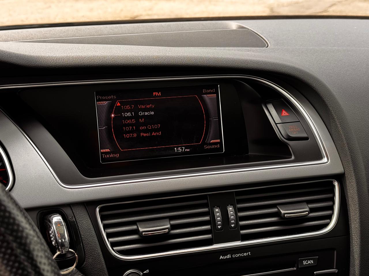 2010 Audi A5 2.0L Premium **QUATTRO AWD**LOW KM'S** - Photo #19