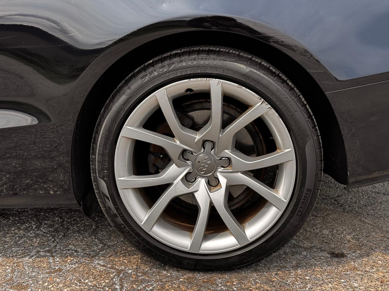 2010 Audi A5 2.0L Premium **QUATTRO AWD**LOW KM'S** - Photo #14