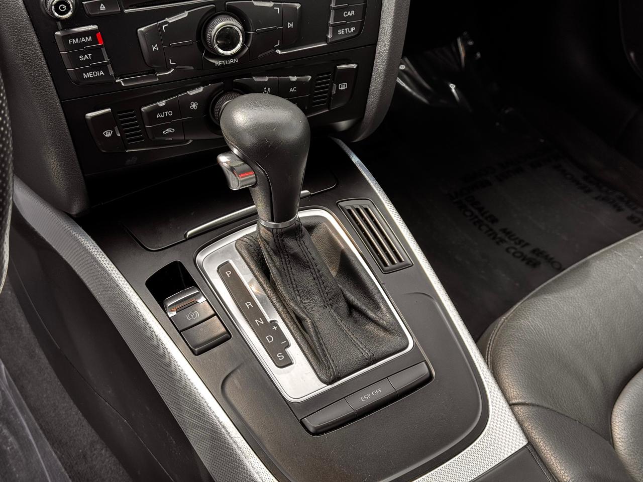 2010 Audi A5 2.0L Premium **QUATTRO AWD**LOW KM'S** - Photo #21