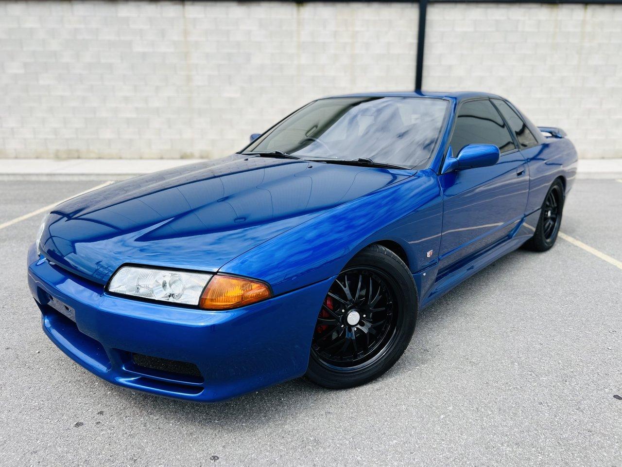 <p>DONT MISS OUT ON THIS!!</p><p>1991 Nissan Skyline GT-T TURBO!!</p><p>**FREE SHIPPING NATIONWIDE**</p><p>**FULL MOTOR REBUILD JUST COMPLETED**</p><p>**ONLY 3 OWNERS**</p><p>RB20 MOTOR, I-6 MOTOR, MANUAL 5 SPEED TRANSMISSION, RWD, RIGHT HAND DRIVE, REAR SPOILER,WORKING A/C, AM / FM RADIO, CD PLAYER, AFTERMARKET WHEELS, AFTERMARKET EXHAUST AND MUCH MORE!!.</p><p>**VEHICLE SOLD CERTIFIED**</p><p>&nbsp;</p><p style=line-height: 1;><em>FINANCING AND LEASING AVAILABLE ON ALL VEHICLES.</em></p><p style=line-height: 1;><em>ALL CERTIFIED VEHICLES COME WITH A BRONZE GLOBAL WARRANTY (3 MONTH / 3,000 KM / $1,000 PER CLAIM)</em></p><p style=line-height: 1;><em>EXTENDED GLOBAL WARRANTY OPTIONS AVAILABLE.</em></p><p style=line-height: 1;><em>All vehicles include a required $10 OMVIC FEE- as well as a $499 Administration fee.</em></p><p style=line-height: 1;><em>Licensing Fees are to be charged separately.</em></p><p style=line-height: 1;><em>All CERTIFIED vehicles come with a 36 day safety warranty.&nbsp;</em></p><p style=line-height: 1;><em>*All prices are plus HST*</em></p><p style=line-height: 1;><em>Auto View is located at 590 South Service Road Stoney Creek, only minutes off the QEW Exit 83 Fruitland Road!</em></p><p style=line-height: 1;><em>Contact us VIA email, call, or text!</em></p><p style=line-height: 1;><em>sales@autoview.ca</em></p><p style=line-height: 1;><em>905-379-4206</em></p>