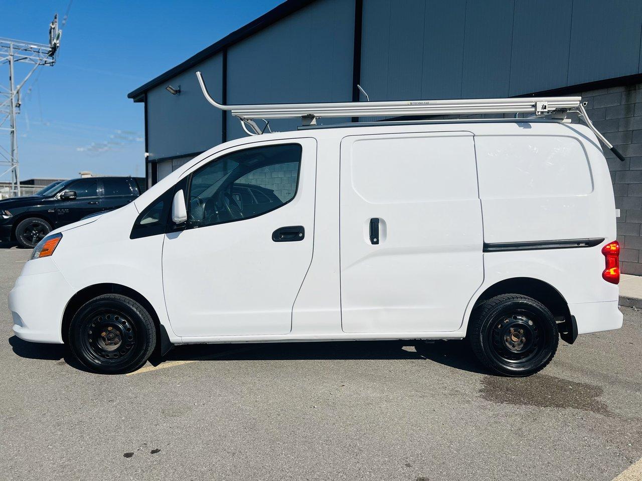 2019 Nissan NV200 Compact Cargo S **LADDER RACKS** - Photo #8