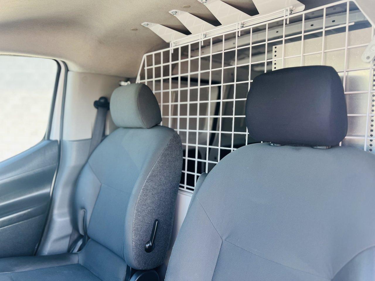 2019 Nissan NV200 Compact Cargo S **LADDER RACKS** - Photo #13