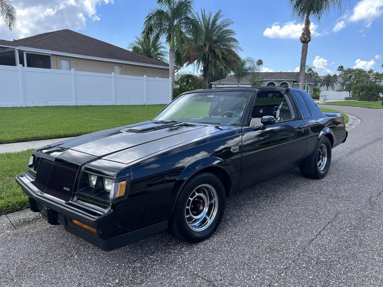 Used 1987 Buick Regal **ONLINE EXCLUSIVE** for sale in Stoney Creek, ON