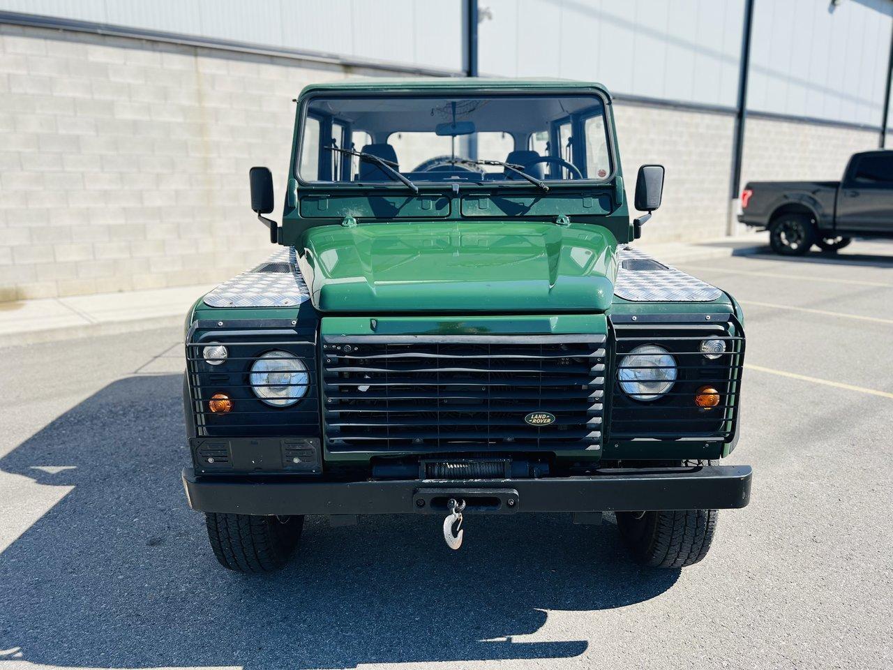 2002 Land Rover Defender SD **IMPORTED FROM ITALY** - Photo #2