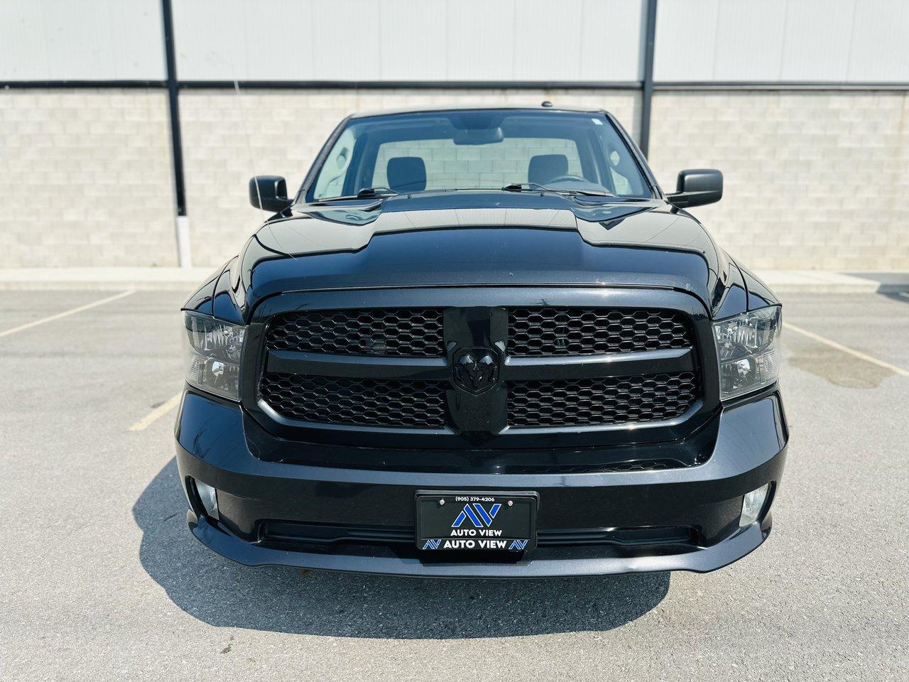 2016 RAM 1500 Express **5.7L HEMI MOTOR** - Photo #2