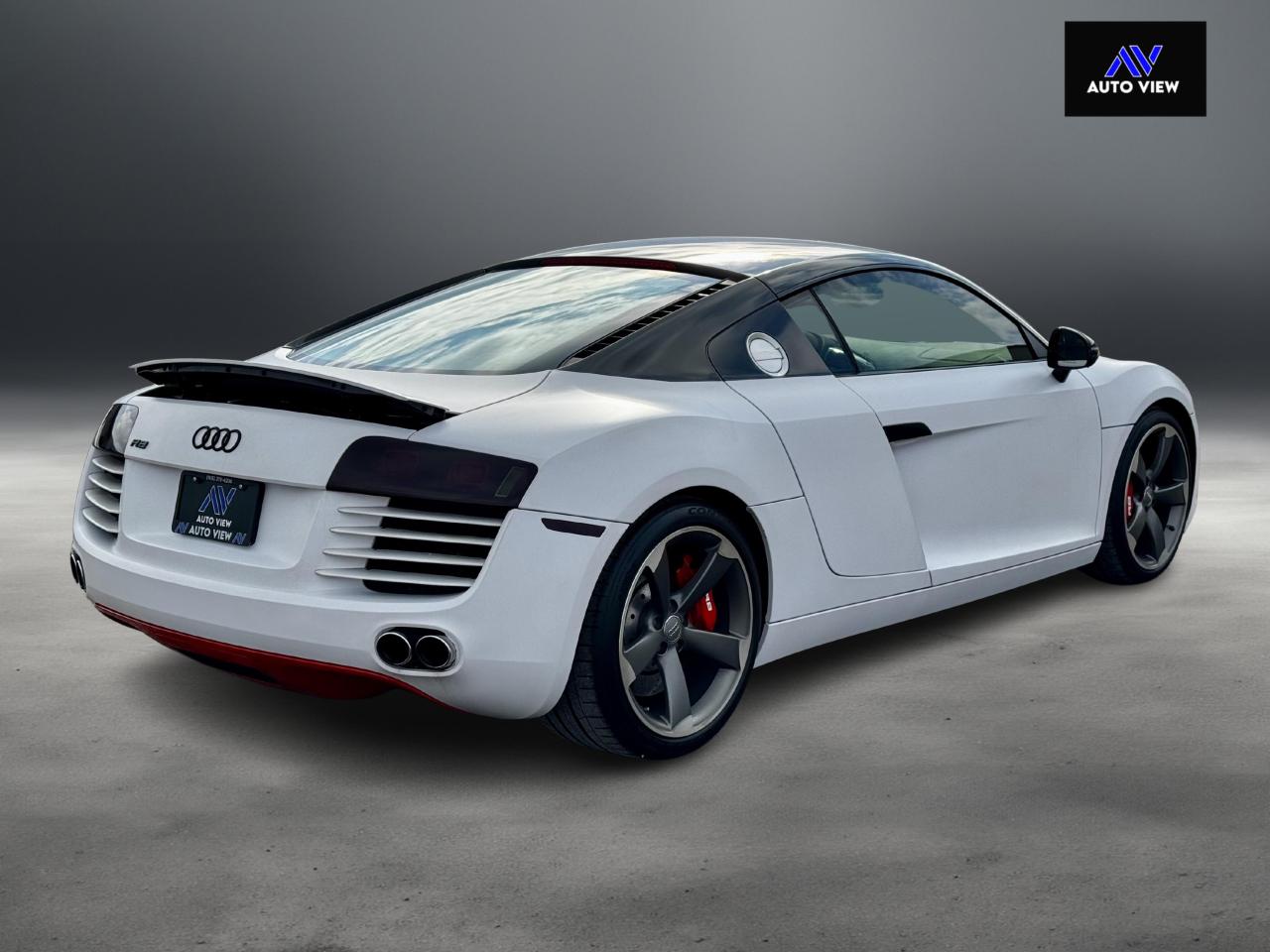 2012 Audi R8 4.2L** 6 SPEED GATED MANUAL** - Photo #5