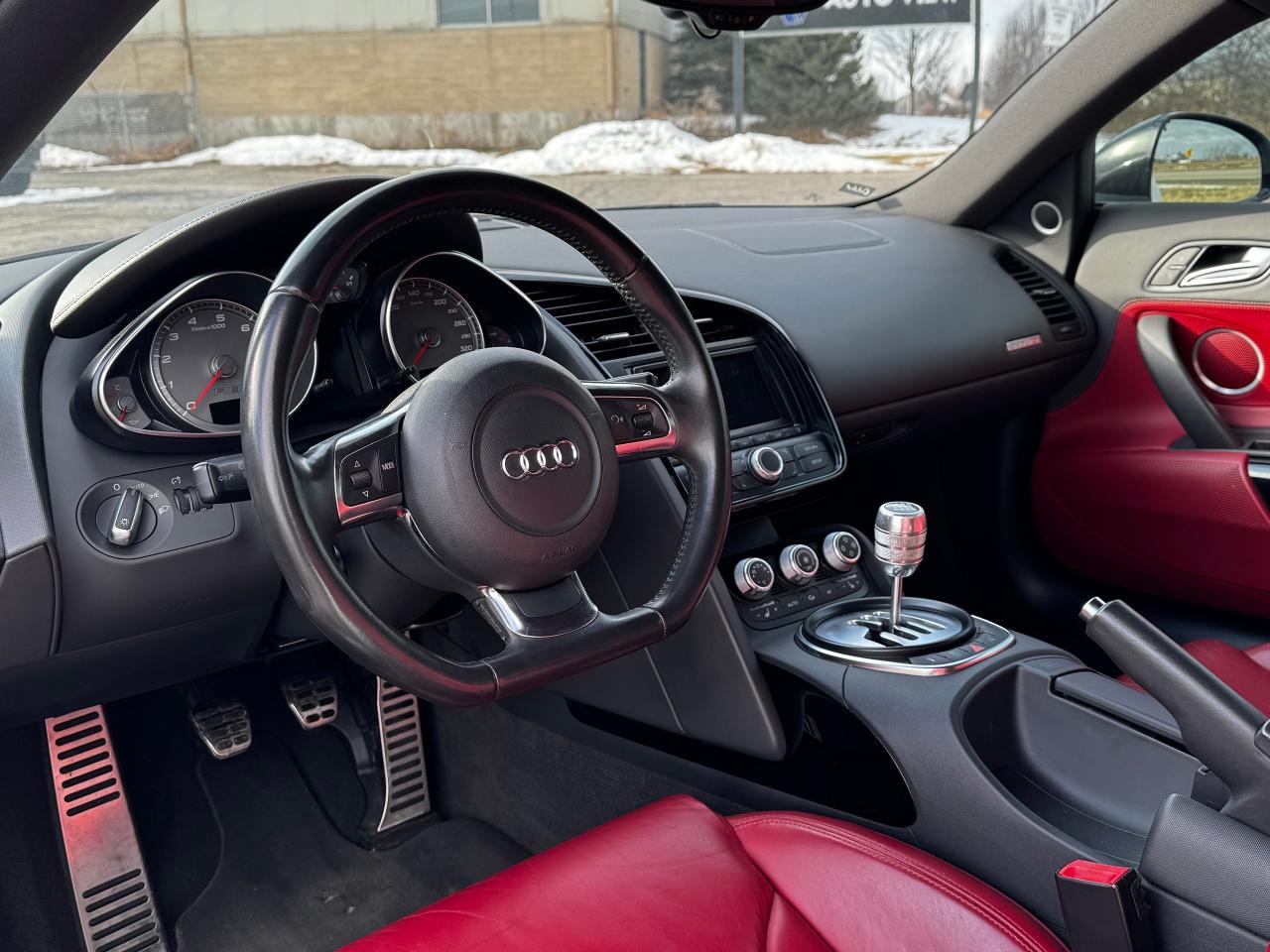 2012 Audi R8 4.2L** 6 SPEED GATED MANUAL** - Photo #19