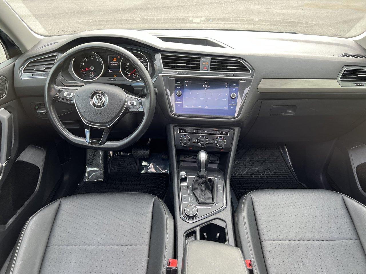 2018 Volkswagen Tiguan COMFORTLINE **CLEAN CARFAX** - Photo #11