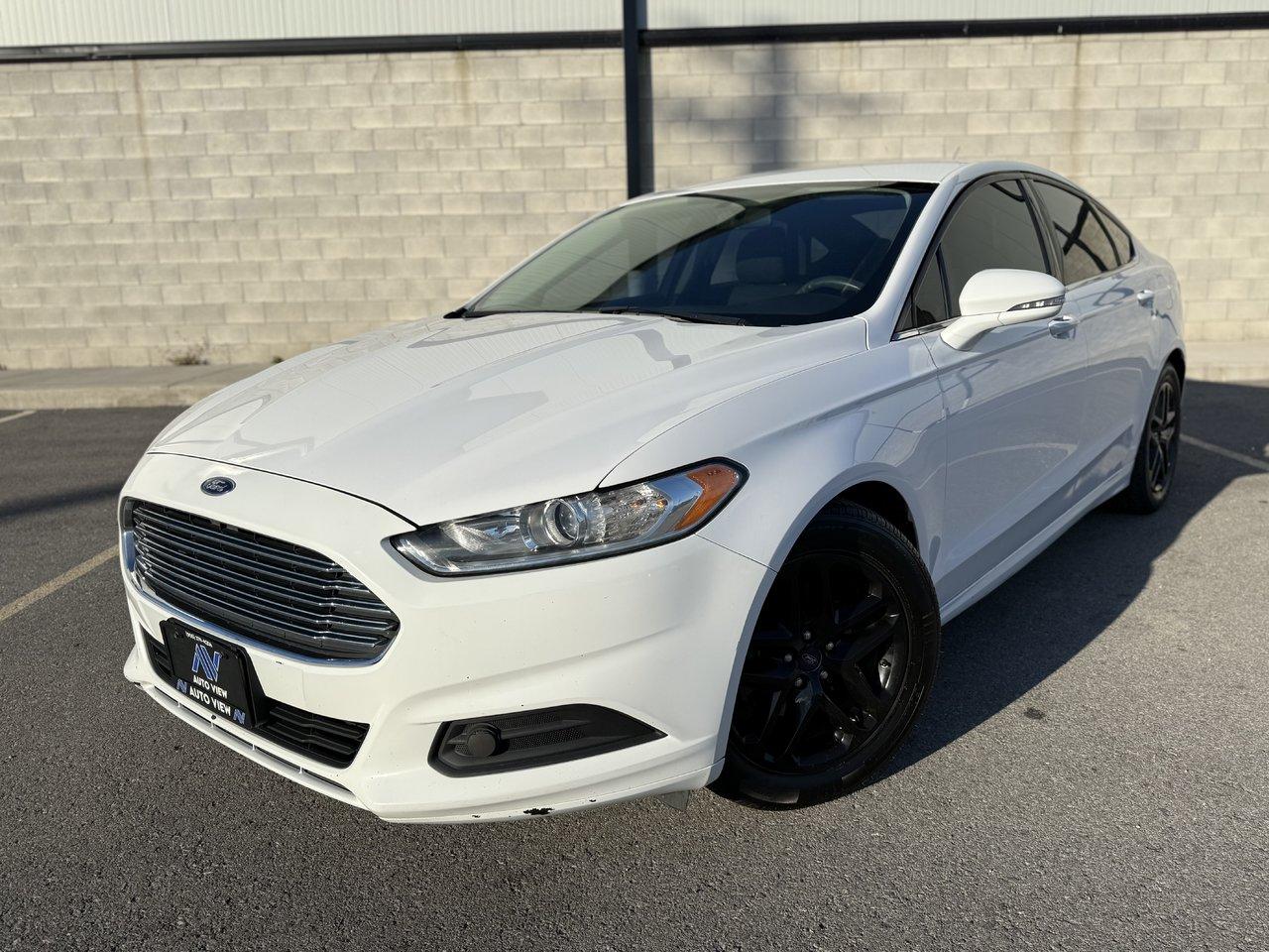 2016 Ford Fusion SE **COMES WITH WINTER TIRES** - Photo #9