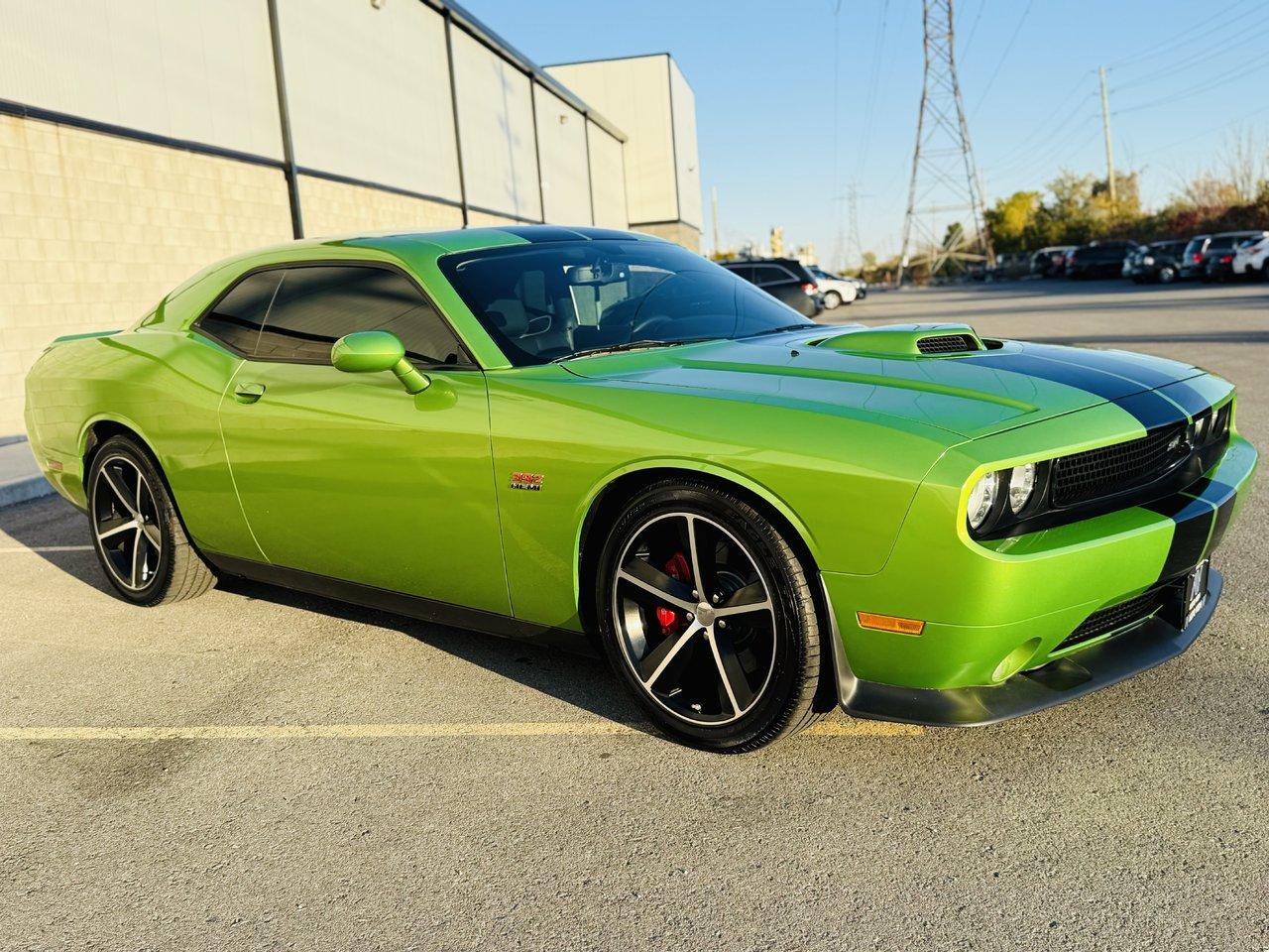 2011 Dodge Challenger SRT8 **SHAKER PACKAGE** - Photo #3