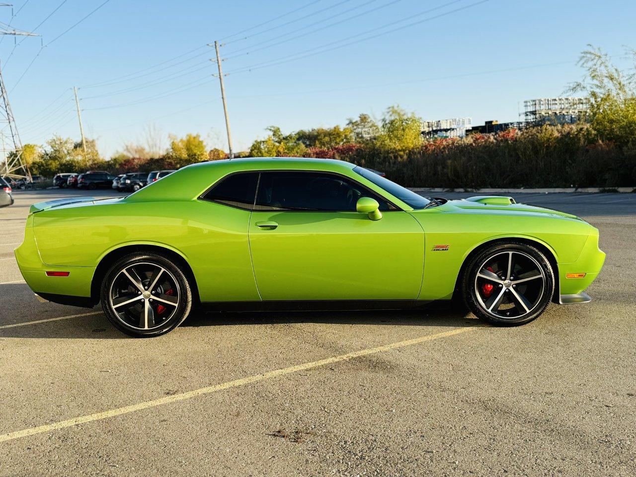 2011 Dodge Challenger SRT8 **SHAKER PACKAGE** Photo3