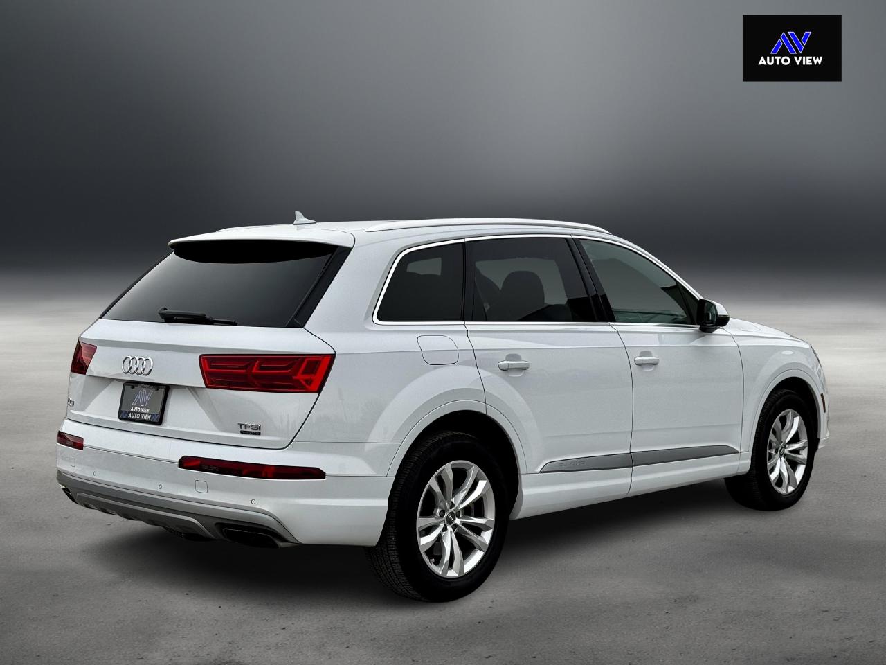 2018 Audi Q7 3.0 TFSI Progressiv **7 PASSENGER** Photo4