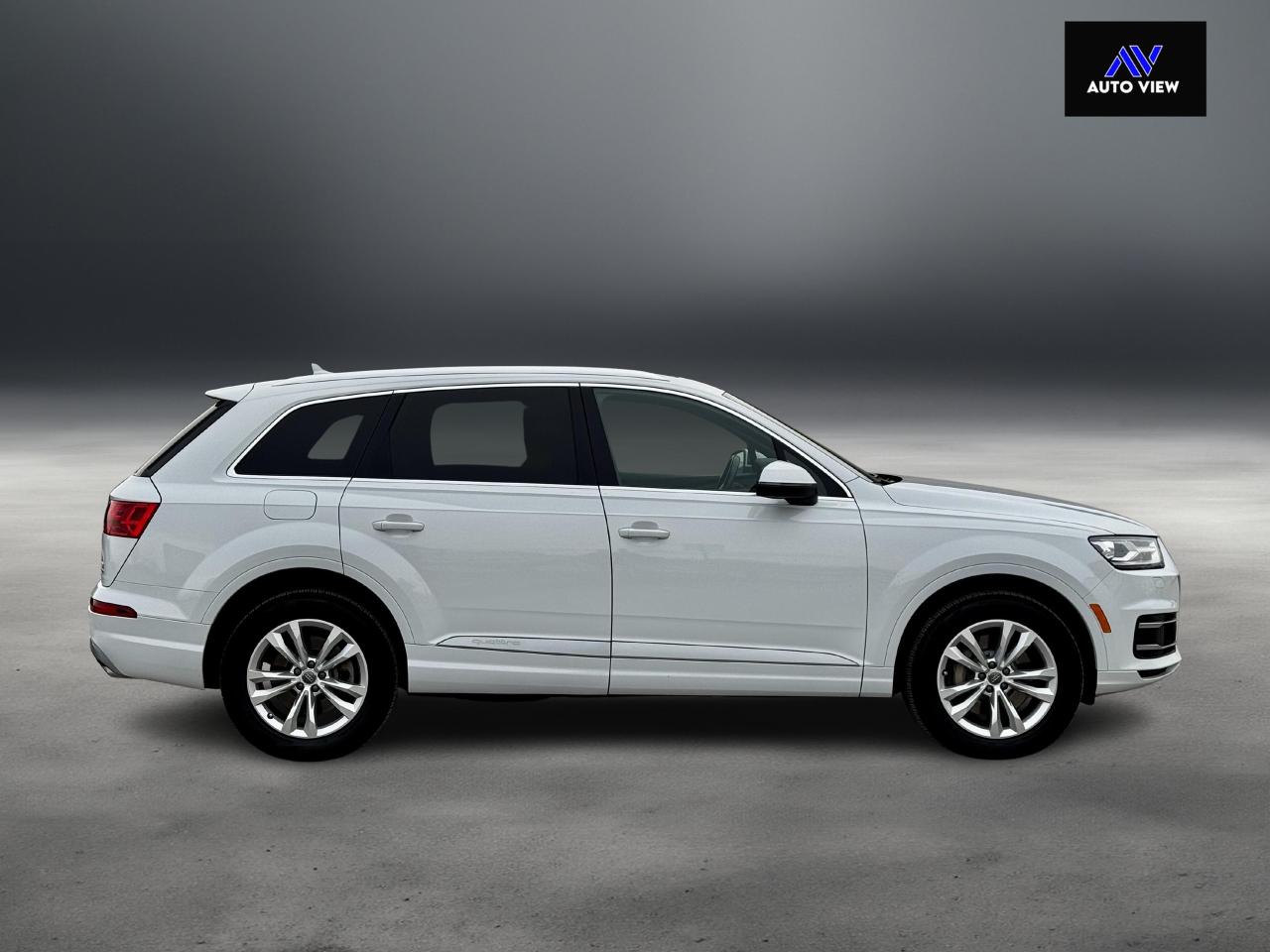 2018 Audi Q7 3.0 TFSI Progressiv **7 PASSENGER** - Photo #4