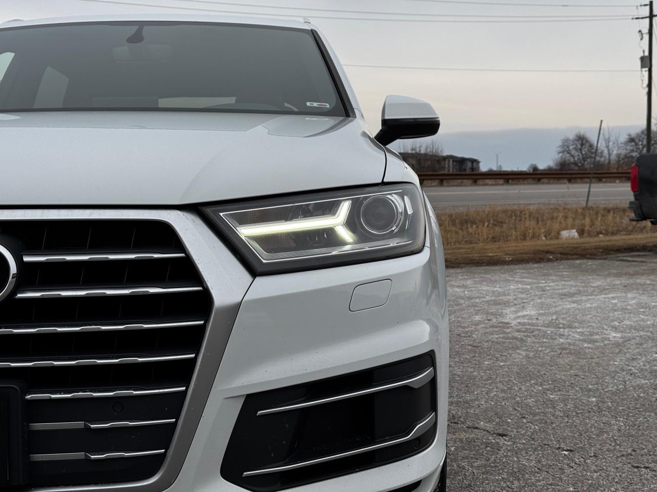 2018 Audi Q7 3.0 TFSI Progressiv **7 PASSENGER** - Photo #11