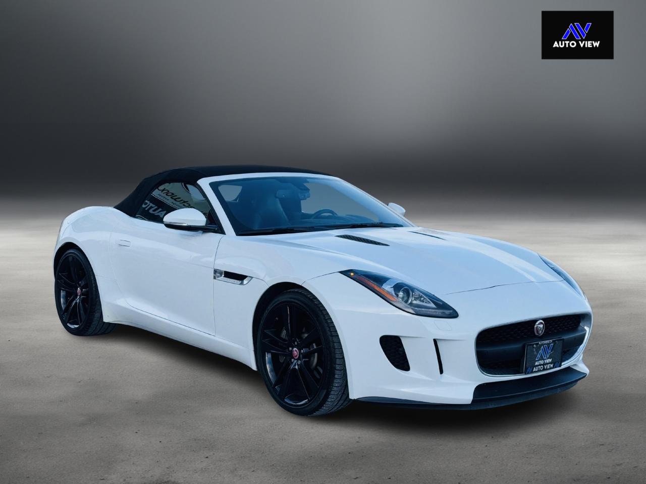 2016 Jaguar F-Type Convertible **CLEAN CARFAX REPORT** Photo2