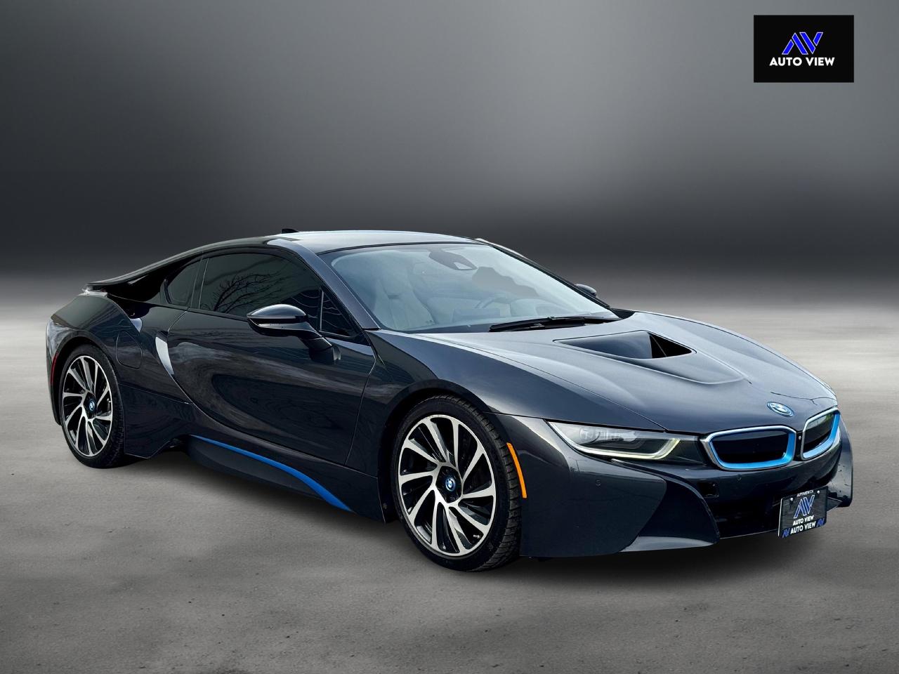 2015 BMW i8 **HYBRID SUPER CAR** Photo2