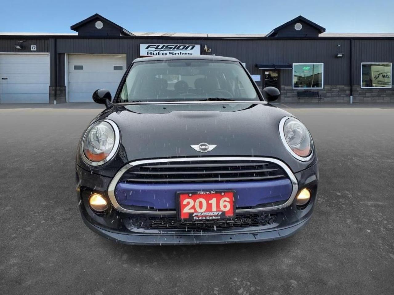 2016 MINI Cooper HB-6SP MANUAL-SUNROOF-LEATHER-BLUETOOTH - Photo #7