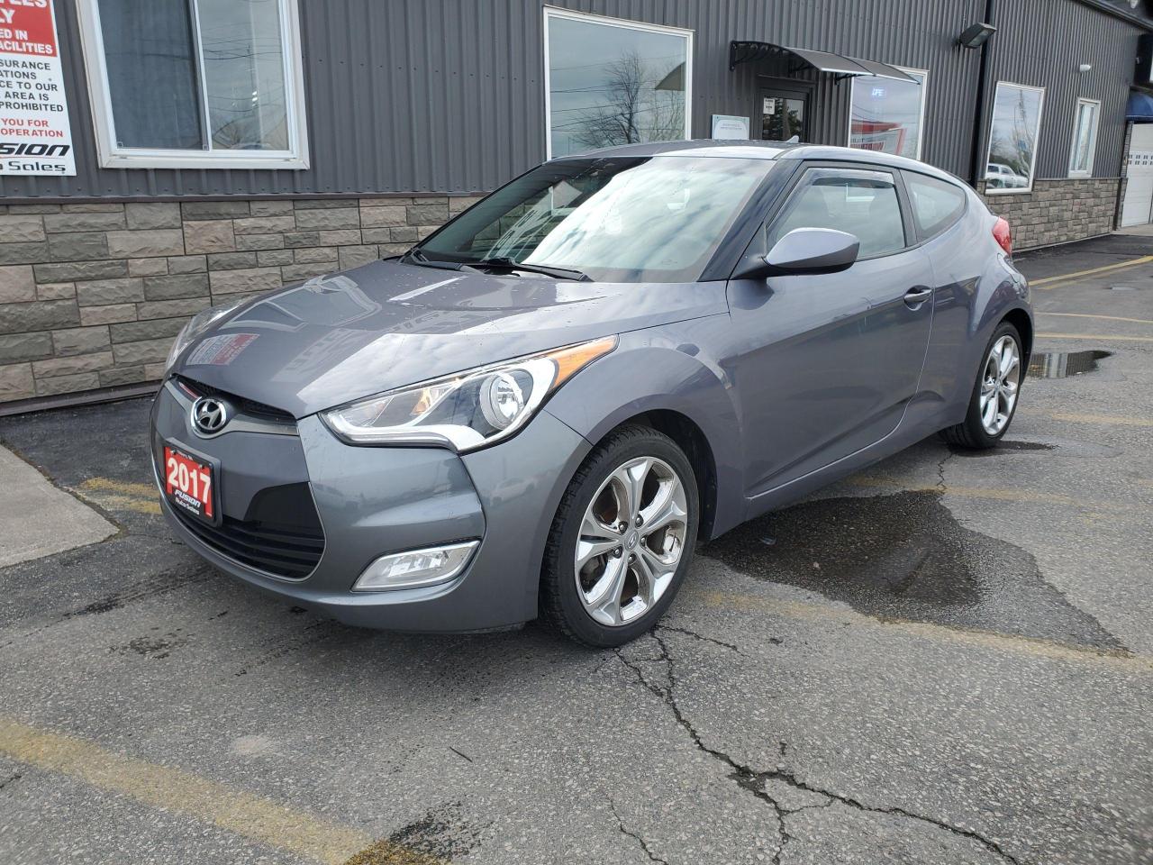 Used 2017 Hyundai Veloster 3dr Cpe-