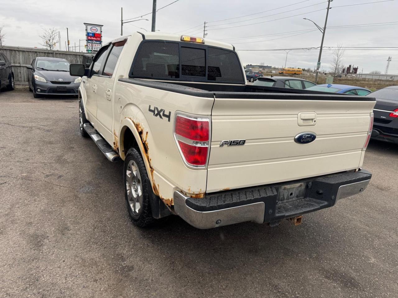 2009 Ford F-150 LARIAT, 4X4, LEATHER, RUNS WELL, AS IS SPECIAL - Photo #3